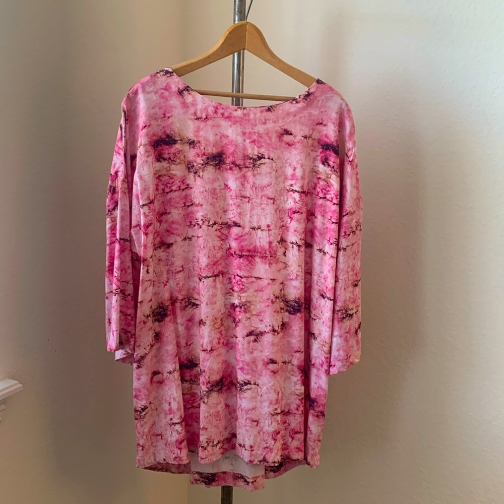 Soft Surroundings sz M Pink Print Split Back Top EUC boho anthropologie dopamine